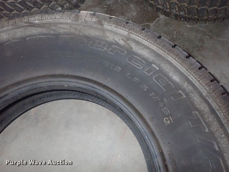 image for item HK9994 (5) tires