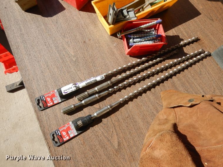 image for item HN9296 Bolt bins