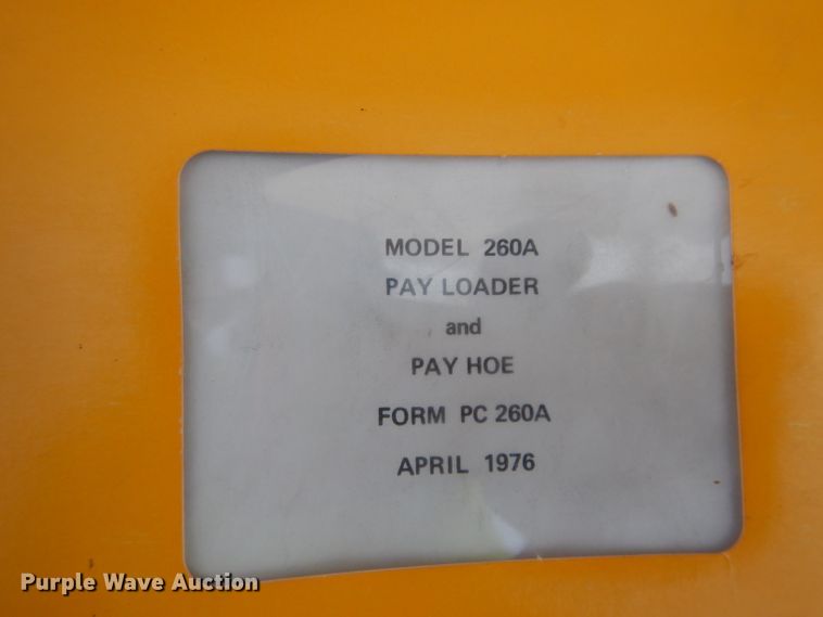 image for item HN9297 International 260A  tractor