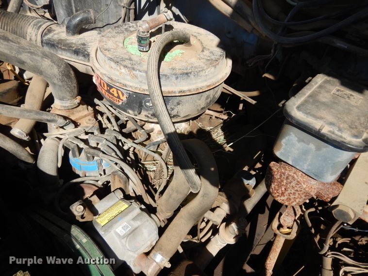 image for item HN9334 1987 Ford F800  dump truck