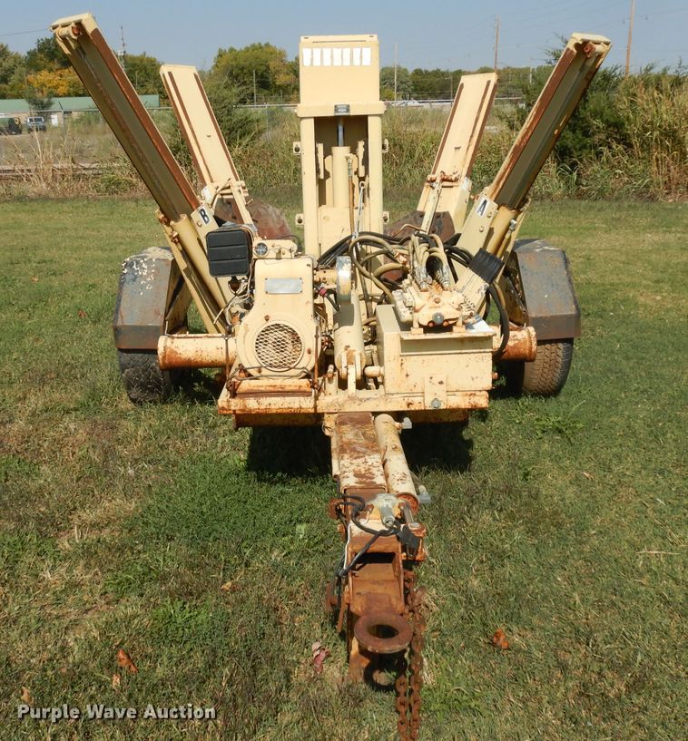 image for item HN9365 1988 Vermeer TS-30 tree spade