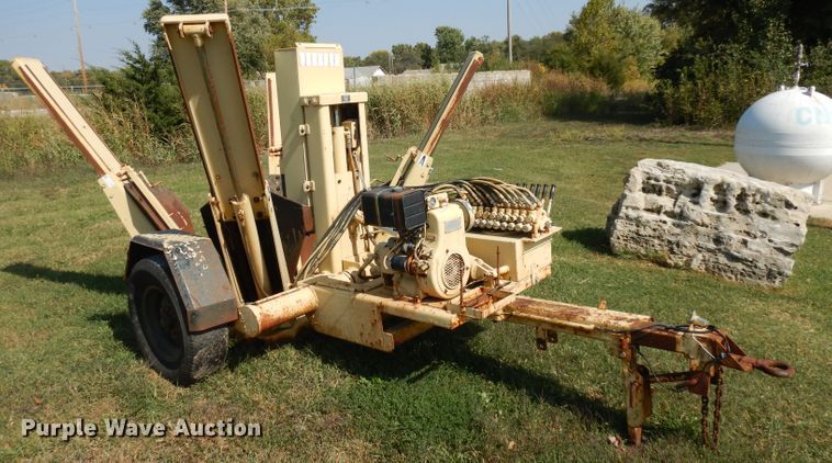 image for item HN9365 1988 Vermeer TS-30 tree spade