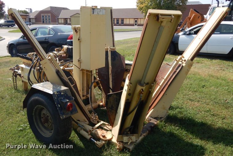 image for item HN9365 1988 Vermeer TS-30 tree spade