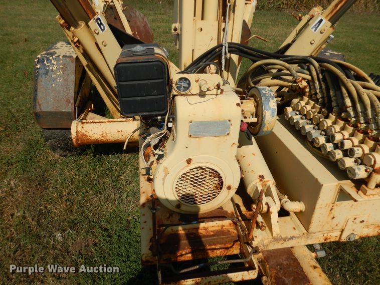 image for item HN9365 1988 Vermeer TS-30 tree spade