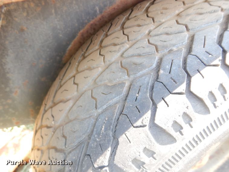 image for item HN9365 1988 Vermeer TS-30 tree spade