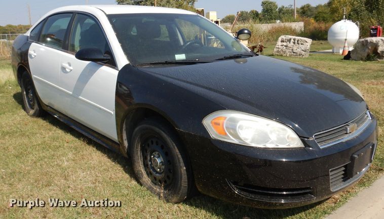 image for item HN9367 2010 Chevrolet Impala Police Cruiser