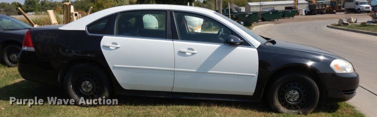 image for item HN9367 2010 Chevrolet Impala Police Cruiser