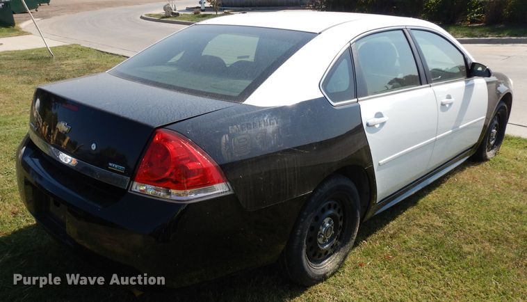 image for item HN9367 2010 Chevrolet Impala Police Cruiser