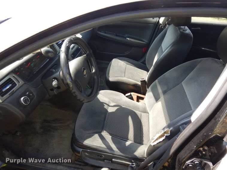 image for item HN9367 2010 Chevrolet Impala Police Cruiser