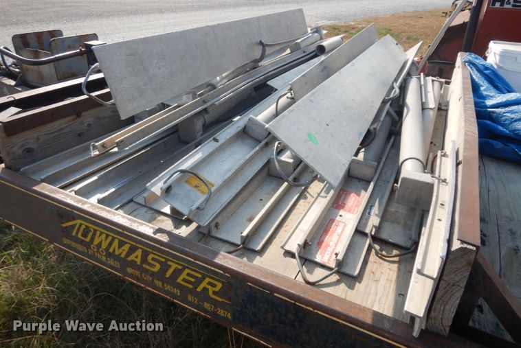 image for item HN9383 Approximately 11 Speed Shore concrete shoring jacks