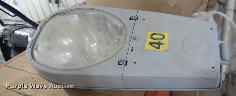 image for item HO9185 (11) street lights