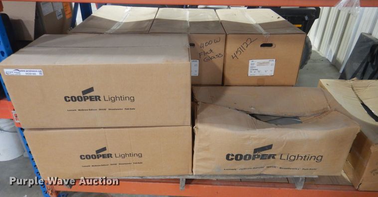 image for item HO9185 (11) street lights