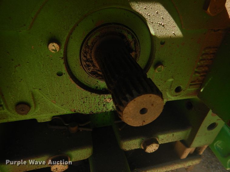 image for item HO9229 John Deere 7230  tractor