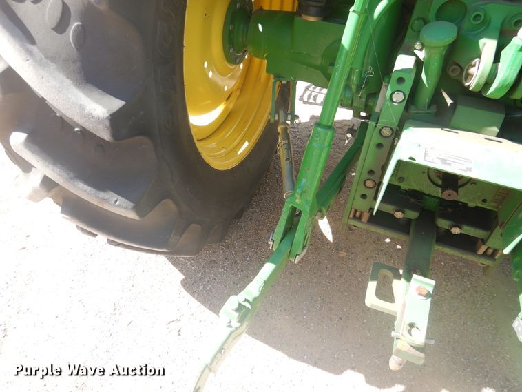 image for item HO9229 John Deere 7230  tractor