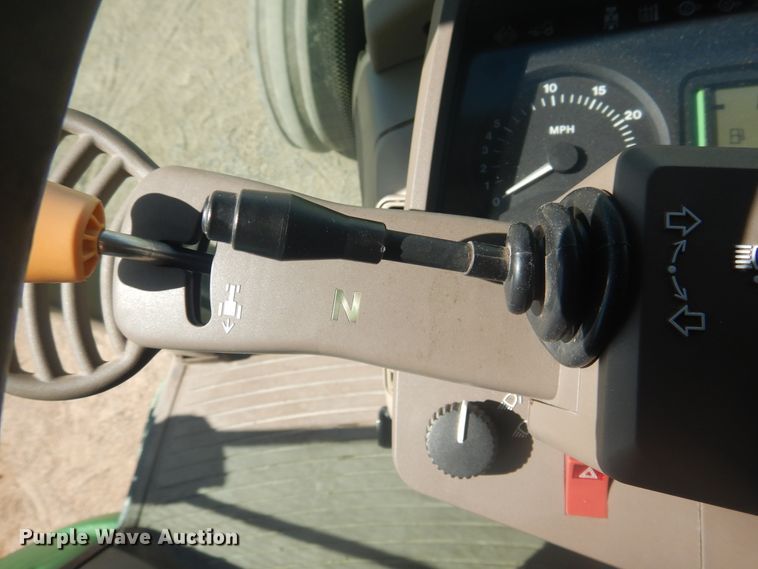 image for item HO9229 John Deere 7230  tractor