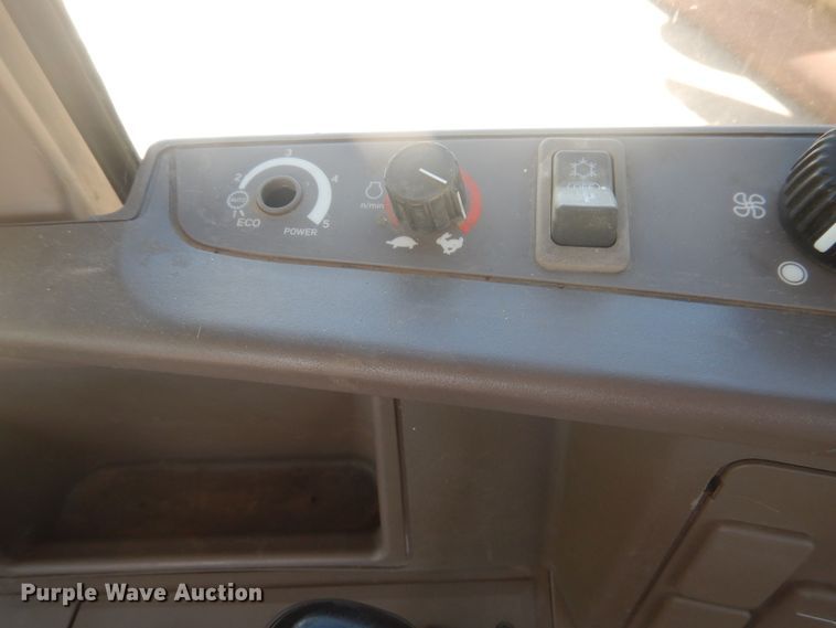 image for item HO9229 John Deere 7230  tractor