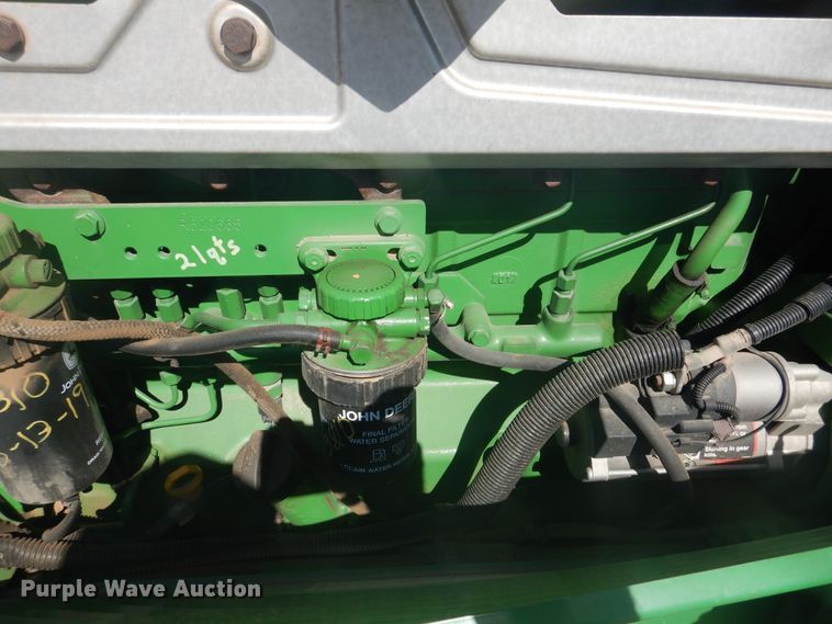 image for item HO9229 John Deere 7230  tractor