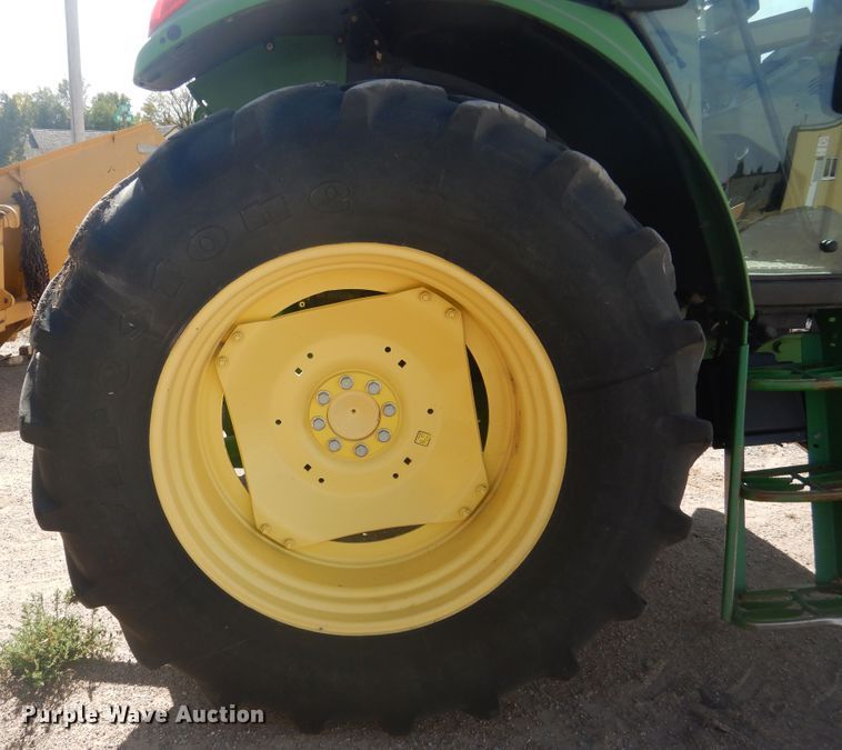 image for item HO9229 John Deere 7230  tractor