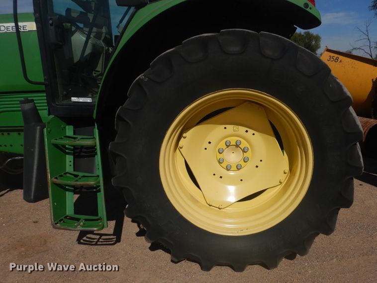 image for item HO9229 John Deere 7230  tractor