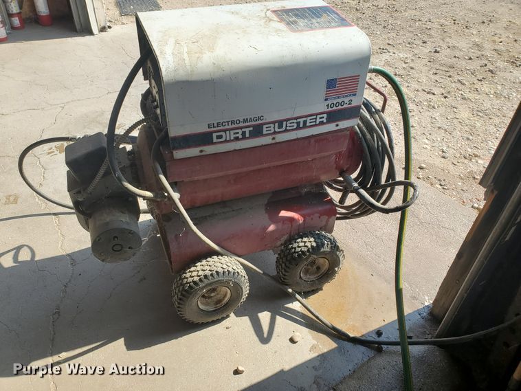 ElectroMagic 10002 Dirt Buster pressure washer in Bird City, KS