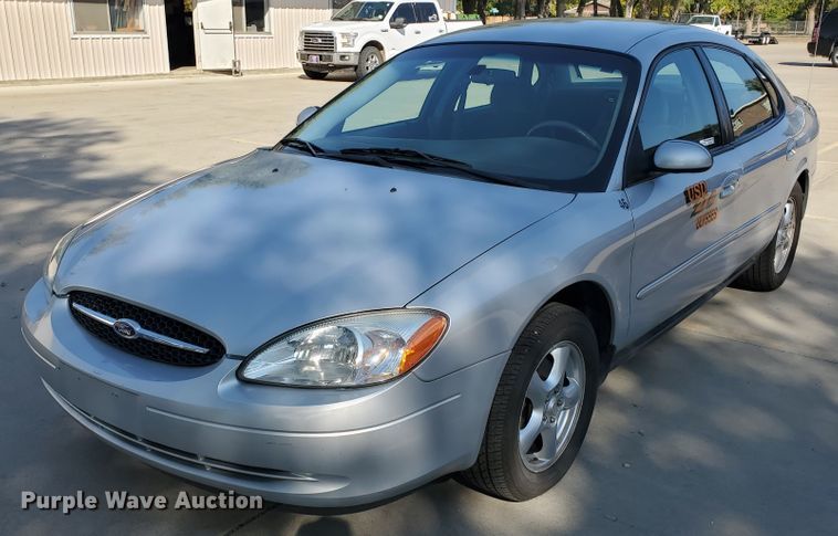 image for item HO9720 2003 Ford Taurus SE