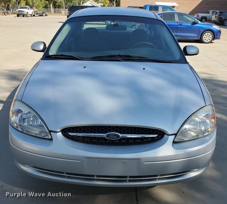 image for item HO9720 2003 Ford Taurus SE