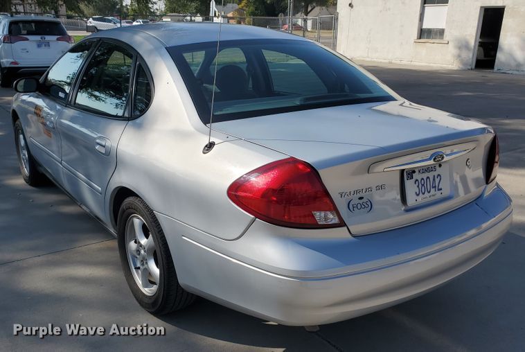 image for item HO9720 2003 Ford Taurus SE