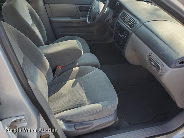 image for item HO9720 2003 Ford Taurus SE