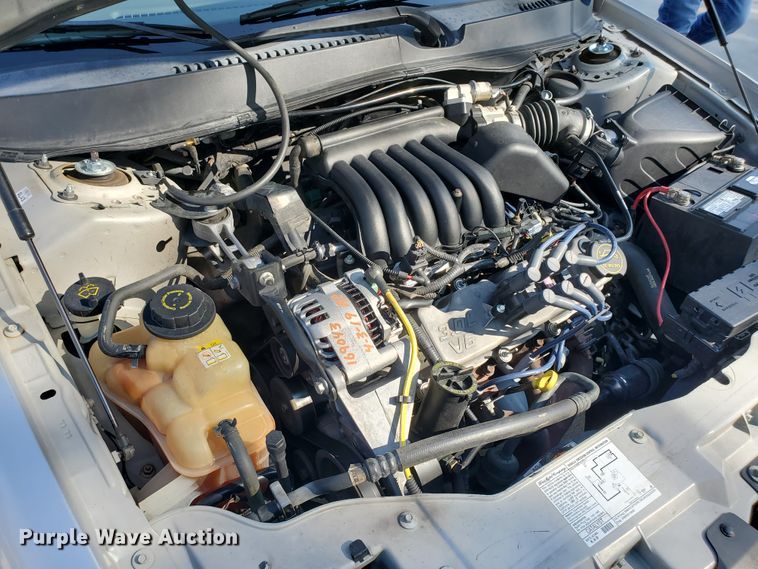 image for item HO9720 2003 Ford Taurus SE