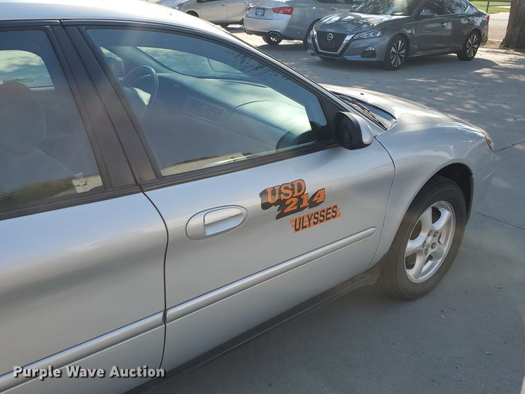 image for item HO9720 2003 Ford Taurus SE