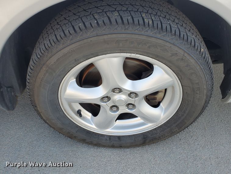 image for item HO9720 2003 Ford Taurus SE