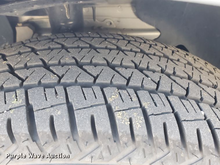 image for item HO9720 2003 Ford Taurus SE