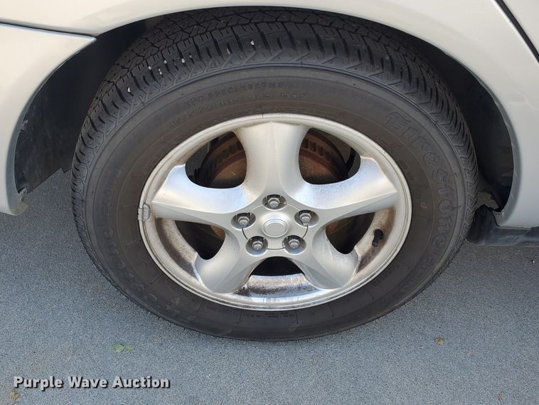 image for item HO9720 2003 Ford Taurus SE