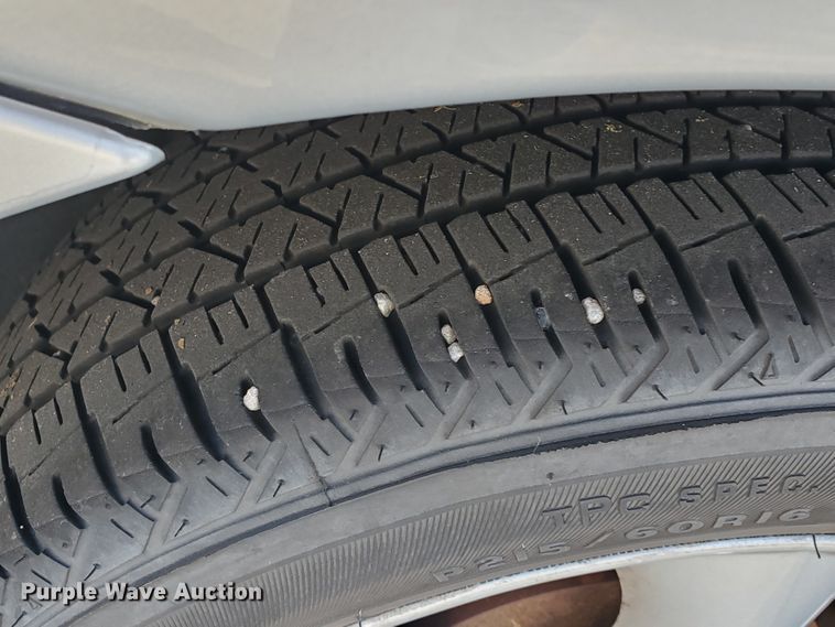 image for item HO9720 2003 Ford Taurus SE