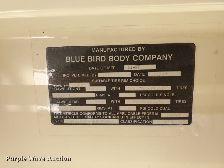 image for item HO9721 1998 International 3800 Blue Bird  school bus
