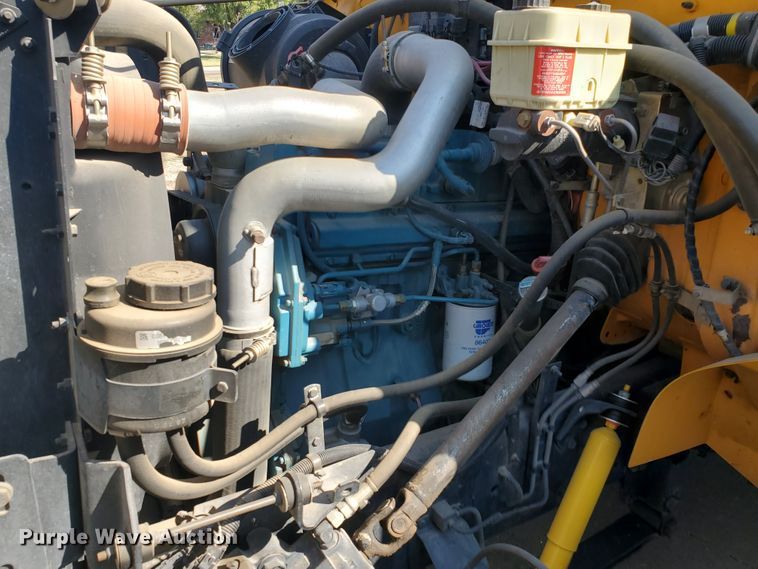 image for item HO9721 1998 International 3800 Blue Bird  school bus