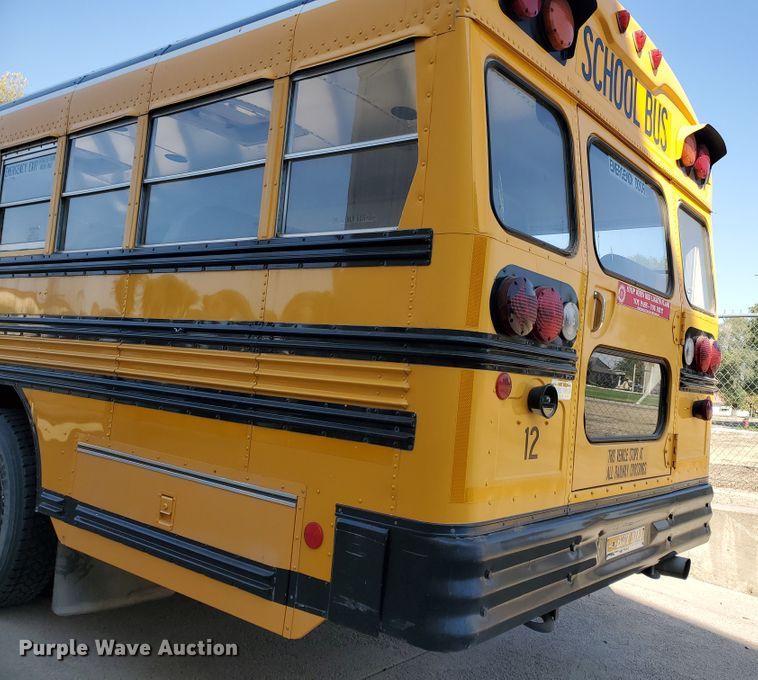 image for item HO9721 1998 International 3800 Blue Bird  school bus