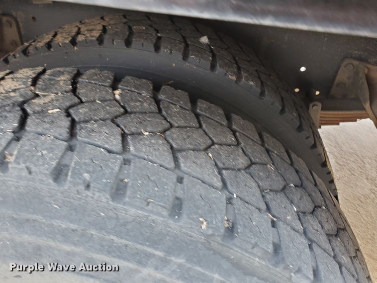 image for item HO9721 1998 International 3800 Blue Bird  school bus