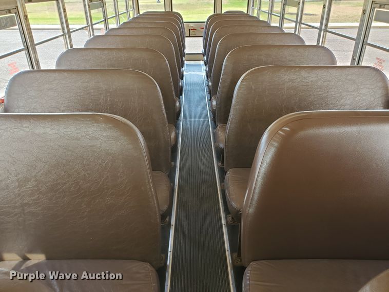 image for item HO9722 1998 International 3800 Blue Bird  school bus