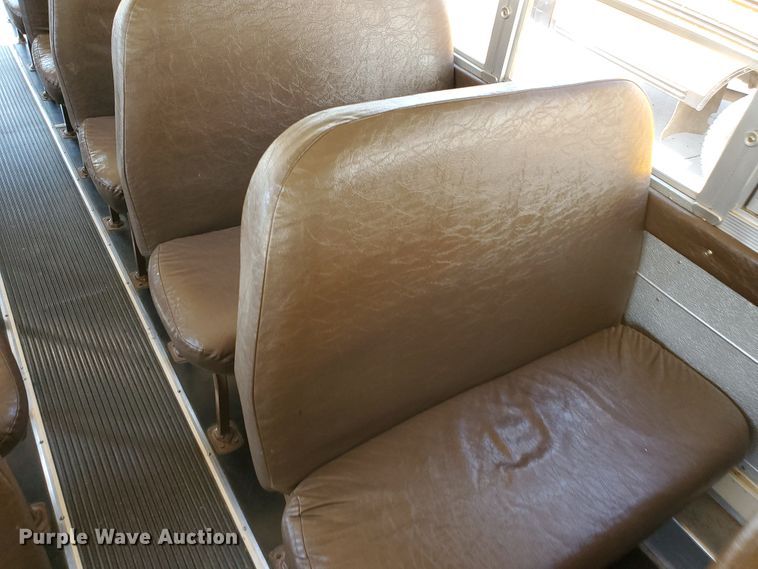 image for item HO9722 1998 International 3800 Blue Bird  school bus