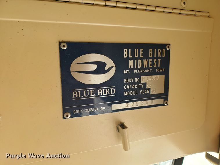 image for item HO9722 1998 International 3800 Blue Bird  school bus