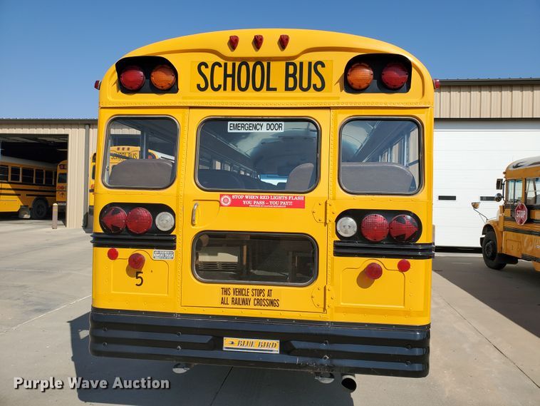 image for item HO9724 1998 International 3800 Blue Bird  school bus