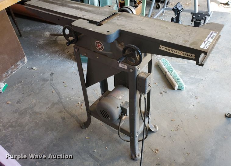 image for item HO9726 Rockwell Delta 37-220 6" jointer