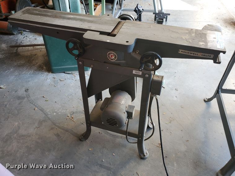 image for item HO9726 Rockwell Delta 37-220 6" jointer