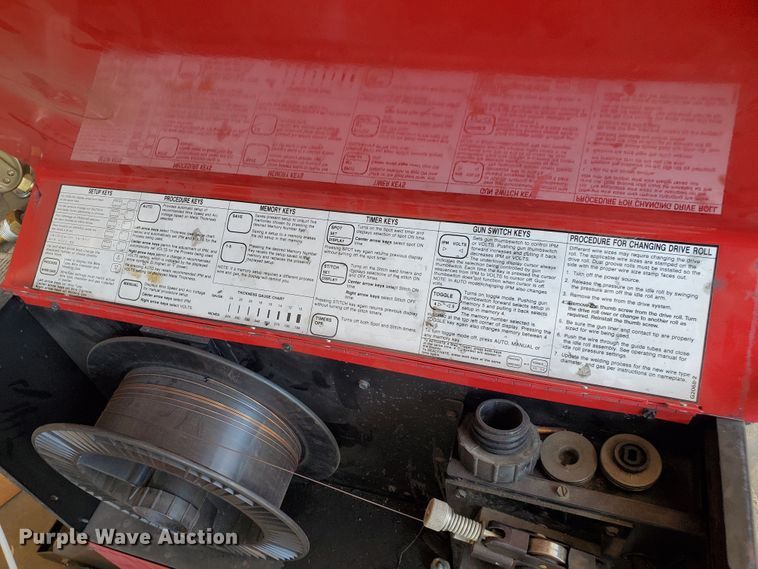 image for item HO9731 Lincoln Idealarc SP-255 MIG welder