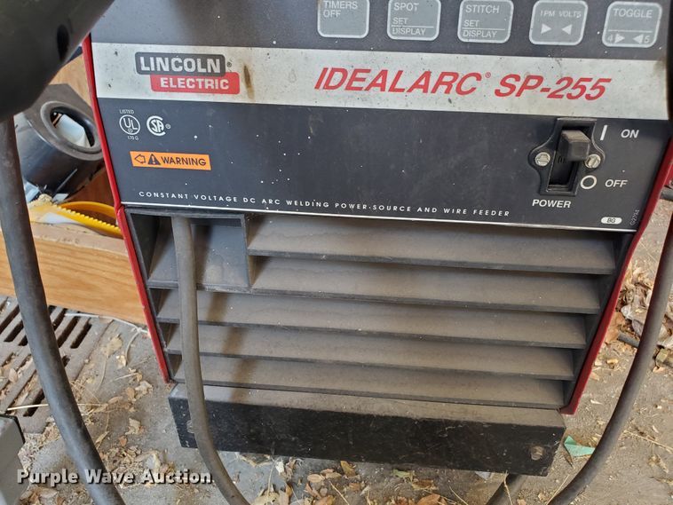 image for item HO9731 Lincoln Idealarc SP-255 MIG welder