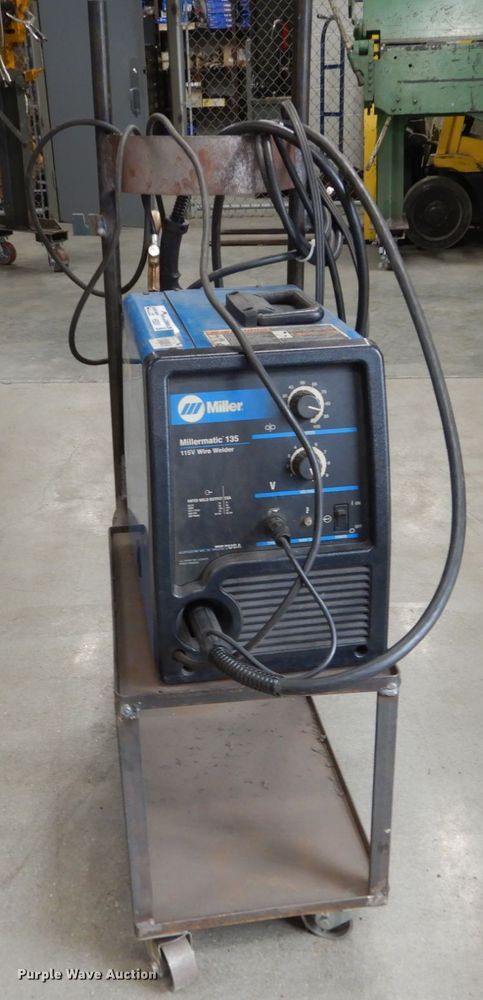image for item HS9261 Miller Millermatic 115 wire welder