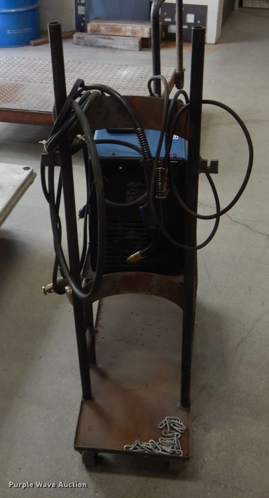 image for item HS9261 Miller Millermatic 115 wire welder