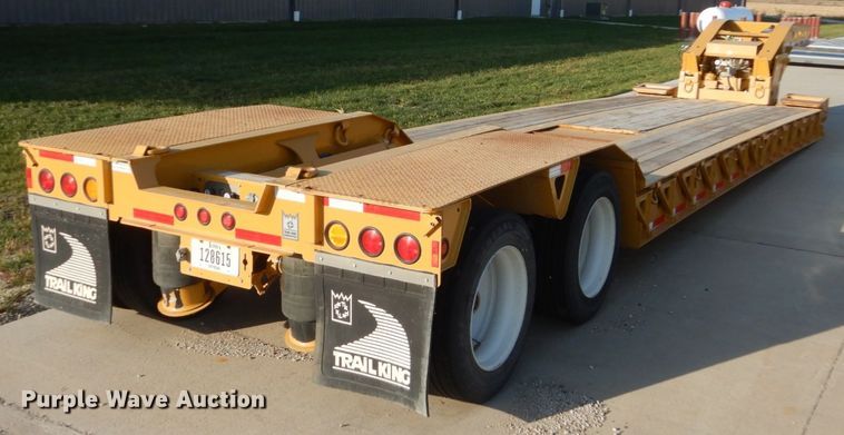 image for item HS9287 2017 Trail King TK70HDG lowboy equipment trailer