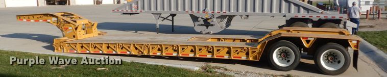image for item HS9287 2017 Trail King TK70HDG lowboy equipment trailer